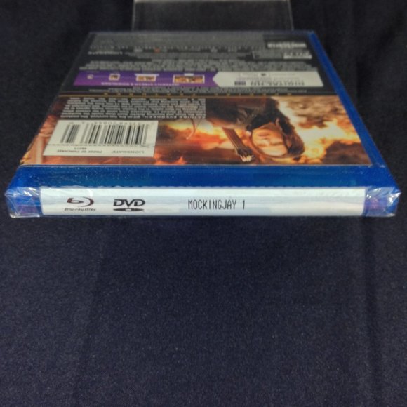 The Hunger Games Mockingjay Part 1 - 2015 - Widescreen - Bluray DVD - New - Picture 5 of 6